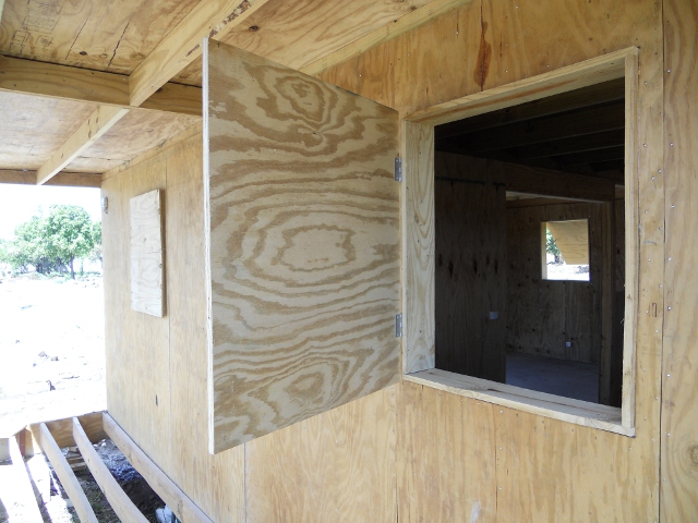 volets à la française